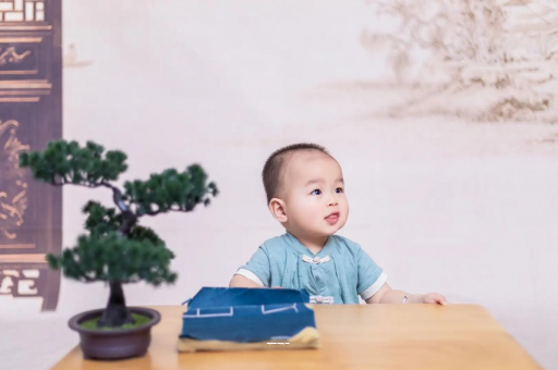 射洪宝宝眼屎多是什么原因